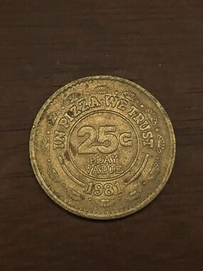 1981 Chuck E Cheese Token Brass 25mm Rare